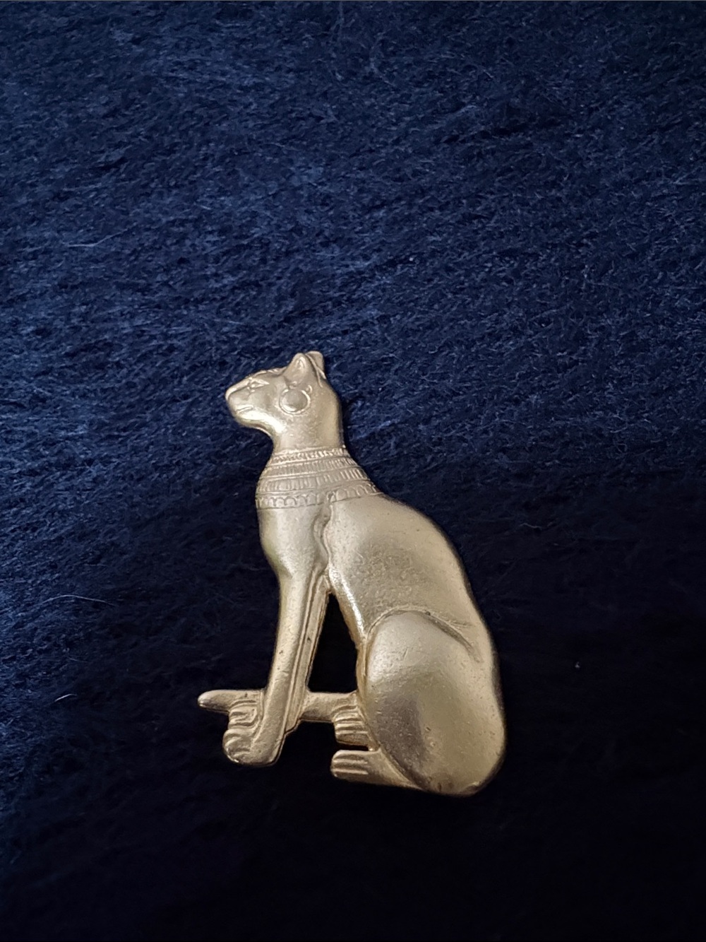 Gold Cat Brooch Pin — Elegant Egyptian-Inspired Women's Jewelry